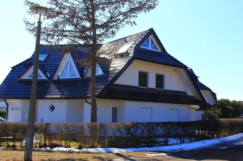Ferienwohnung "Windflüchter" Gartenweg 5 in Zingst, Deutschland