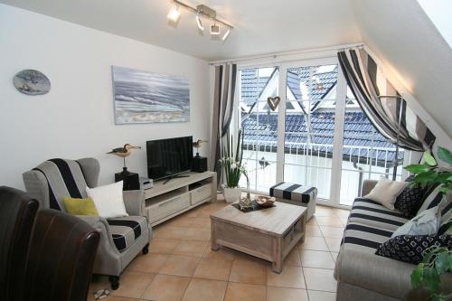 Ferienwohnung "Windflüchter" Gartenweg 5 in Zingst, Deutschland