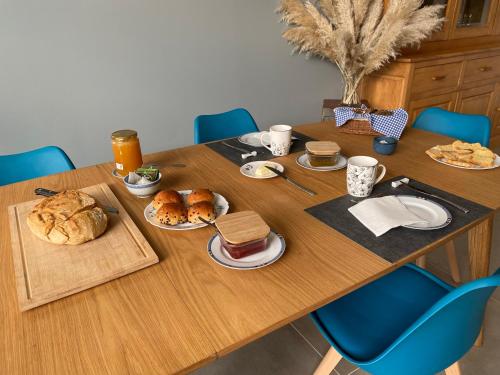 Ēdiens un dzērieni, chez Odette Cypres de Provence in Prauthoy