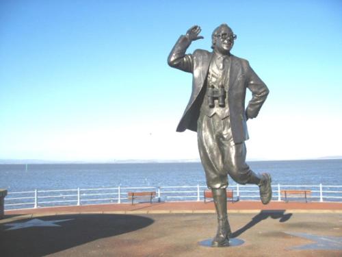 The Morecambe Hotel - image 9