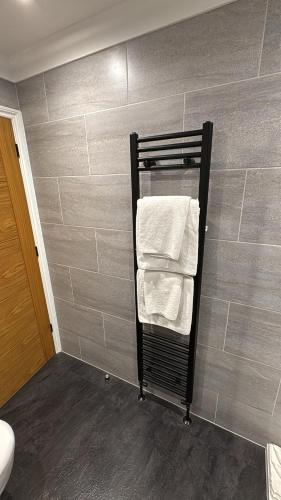 Standard Double Room image 9