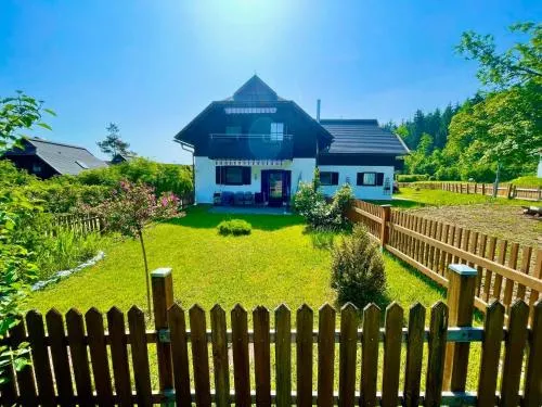 Ferienwohnung mit großem Balkon in Feistritz im Rosental, Österreich
