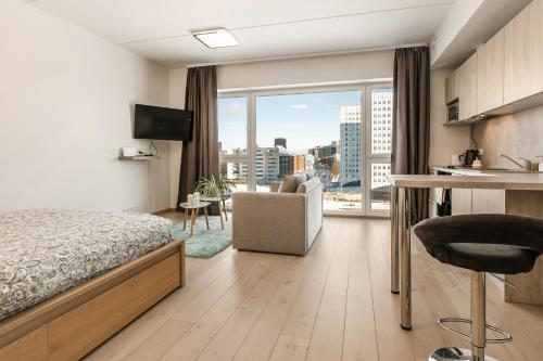 Apartment with City View and Free Parking, Tallinn (photo 10)