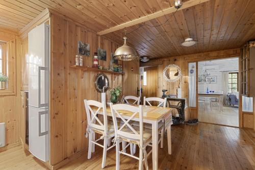 virtuve, Cosy cottage on Island in Orno