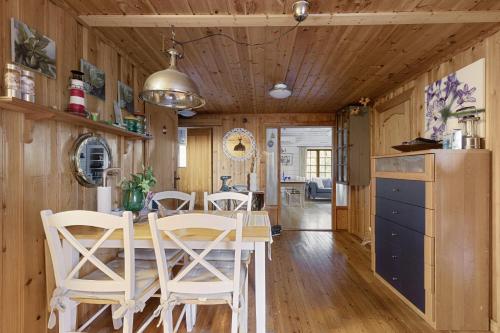 virtuve, Cosy cottage on Island in Orno