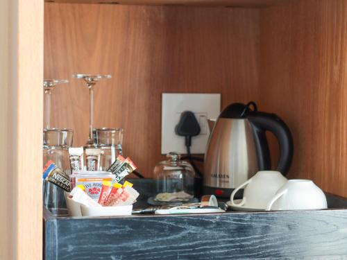 Standard Double or Twin Room with Sea View image 6