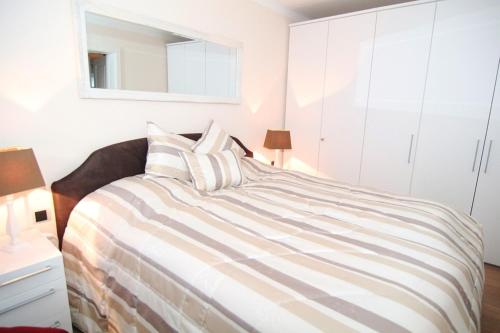 Apartment image 10