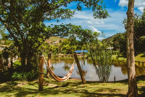 孔塞瓦托里亚 Pousada Rural Tres Lagos 酒店 泳池