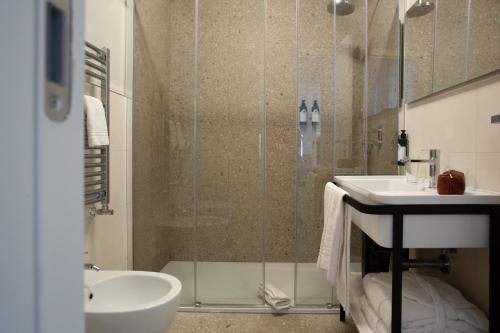 Two-Bedroom Deluxe Apartment