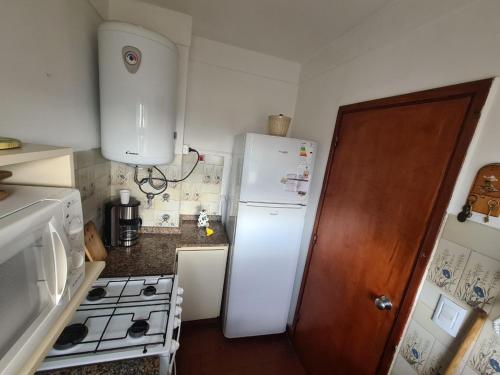 Departamento de 2 ambientes en Punta Mogotes Mar del Plata near Pizzaman