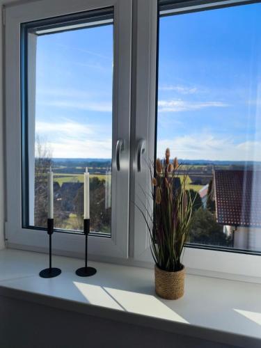 Udsigt, FeWo Günztalblick - Ruhige Lage -125 qm - neu und komfortabel - große Terrasse (FeWo Gunztalblick - Ruhige Lage -125 qm - neu und komfortabel - große Terrasse) in Oberschönegg