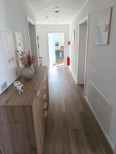 Køkken, FeWo Günztalblick - Ruhige Lage -125 qm - neu und komfortabel - große Terrasse (FeWo Gunztalblick - Ruhige Lage -125 qm - neu und komfortabel - große Terrasse) in Oberschönegg