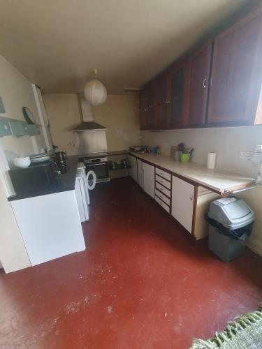 廚房, Twin Room at Richmond house Fermoy in 弗莫伊