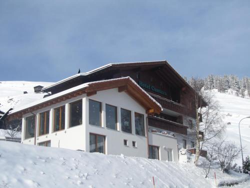 Ferienwohnung Cuntera - Apartment - Curaglia