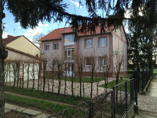  Platán Apartman in Hajdúszoboszló