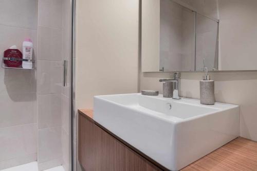 Alemaison High-End Historic center with 2 balconie, Siviglia (foto 9)