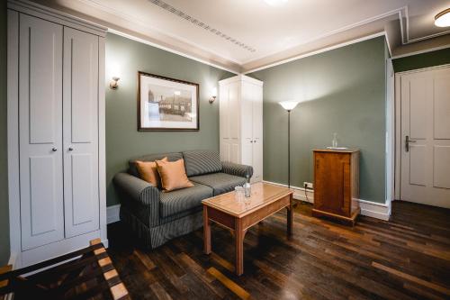 Single Room with Bathroom