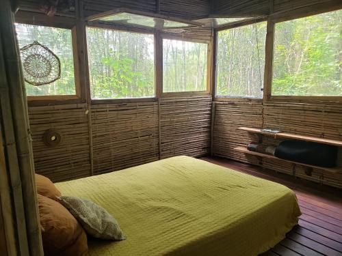 Espacio Las Abejas Cabaña El Sauce Refugio isleño