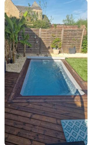 La Grange Périgord - Sarlat - Piscine privée (La Grange Perigord - Sarlat - Piscine privee) in Archignac