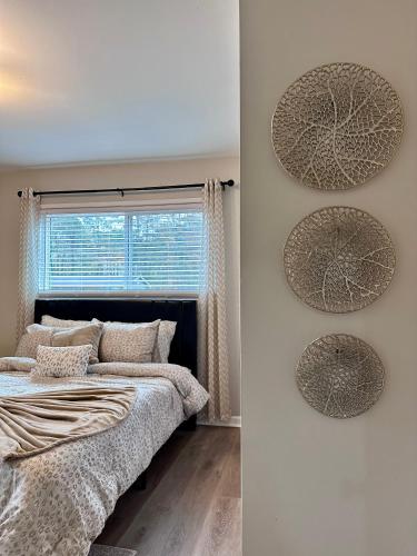 Modern 2BR Stylish Retreat Unit A Upstairs in Fulton Country Airport