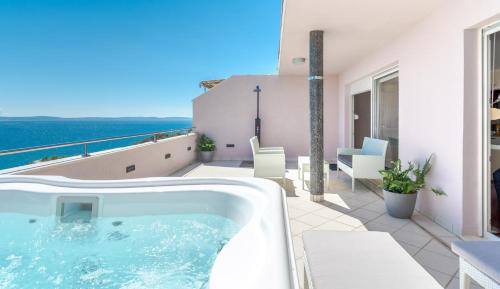 Penthouse apartment with terrace and hot tub - Ivan, Split (zdjęcie 7)