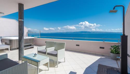 Penthouse apartment with terrace and hot tub - Ivan, Split (zdjęcie 8)