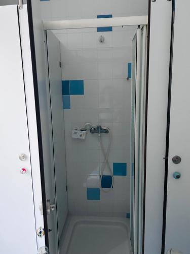 70's Hostel - image 14