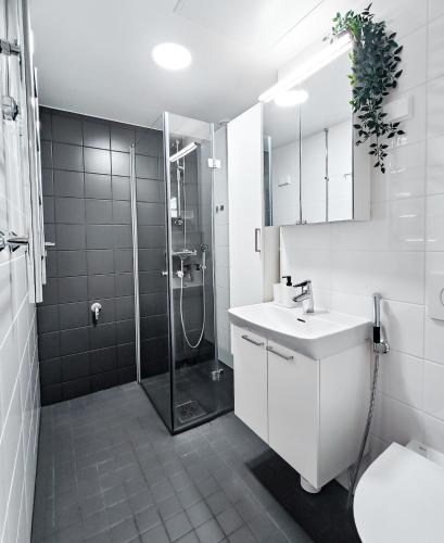 Cozy & Comfy Studio, 14 Mins from Airport, 18 Mins to City Center in Vantaa