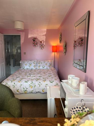 The Lylac Room, Evesham