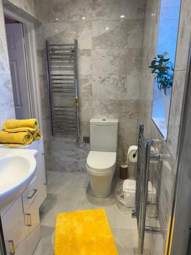 ห้องน้ำ, The Lylac Room in อีเวสชาม