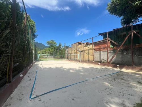 Sua casa em Maresias 1min da Praia com Piscina e Churrasqueira Sua casa em Maresias 1min da Praia com Piscina e Churrasqueira