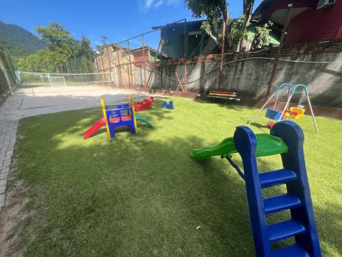 Sua casa em Maresias 1min da Praia com Piscina e Churrasqueira Sua casa em Maresias 1min da Praia com Piscina e Churrasqueira