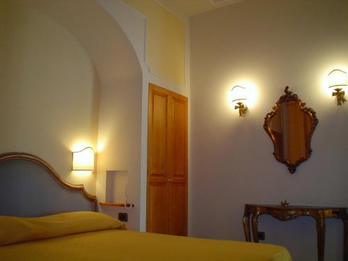 Petit Chateau - image 6