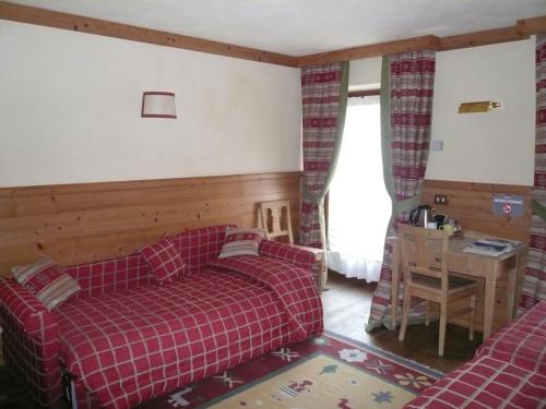 Hotel Mignon - image 10