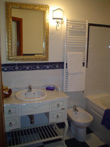Petit Chateau - image 8