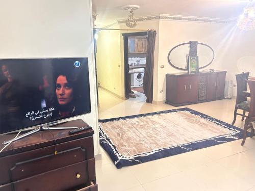 Furnished apartment in Abbas Al-Akkad 3 rooms