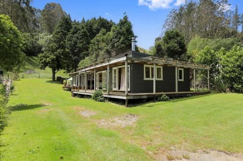 Back of Beyond Cottage in Rotoma