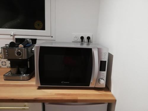 廚房, Petite maison à la campagne avec extérieur (Petite maison a la campagne avec exterieur) in 迪羅爾河畔聖雷米