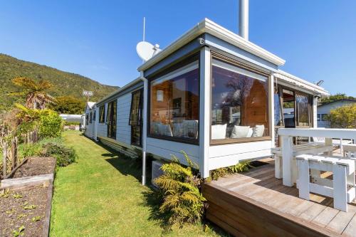 Classic Rotoiti Lakefront in Rotoma