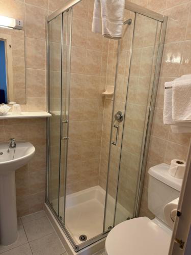 Adelaide House Hotel - Opposite Winter Gardens, Town Centre – Blackpool