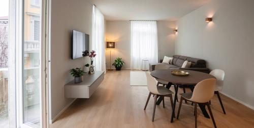 The Corner Bergamo Elegant Apartments