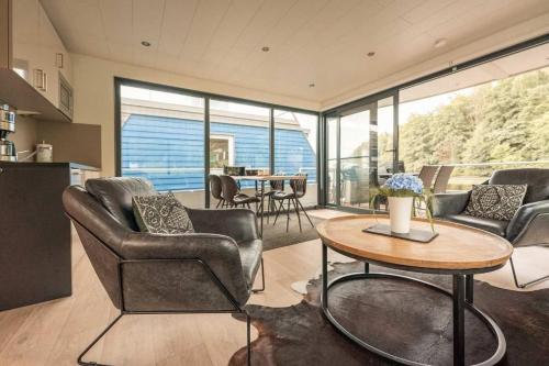 Hausboot Nike in Hennigsdorf