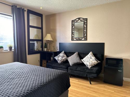 Le Noir, A private bedroom with a private entrance - shared bathroom, Las Vegas (fotografie 7)