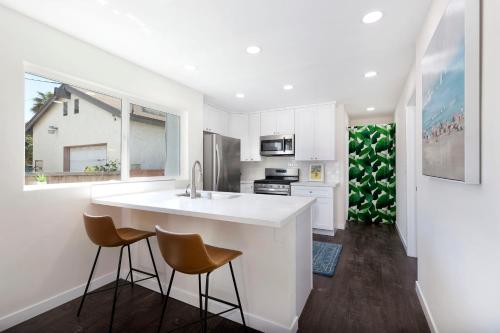 Comstock in Linda Vista