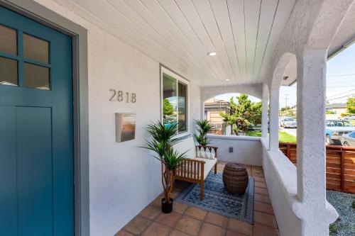 Comstock in Linda Vista