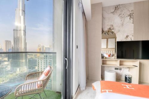 Luxury 4BR with Hermes Touch & Burj Khalifa View