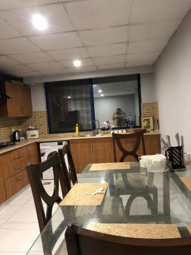 Luxurious 3BHK with Panoramic City Views in มอร์กาห์