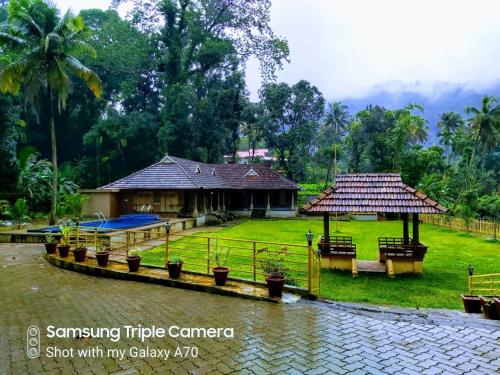 Sparrow Vale Resort in Thattakad