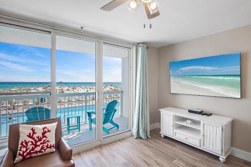 Létesítmények, Pelican Beach Resort Destin in Destin Tengerpart