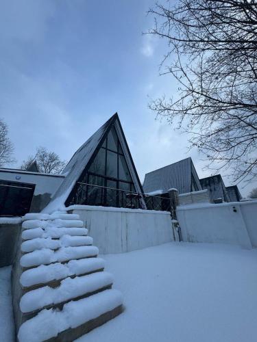 Cozy villa in snowy forest in Qechresh